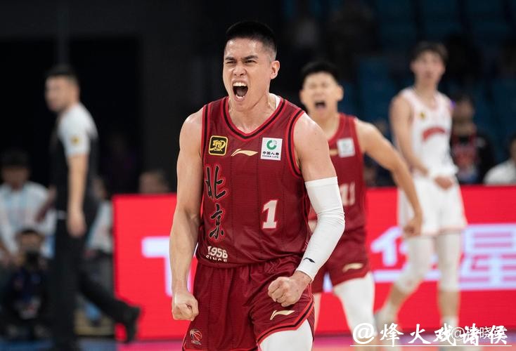 五大主力缺阵,北京男篮残阵仅险胜浙江,陈盈骏贡献18分吴前表现低迷 五大主力缺阵,北京男篮残阵仅险胜浙江,陈盈骏贡献18分吴前表现低迷
